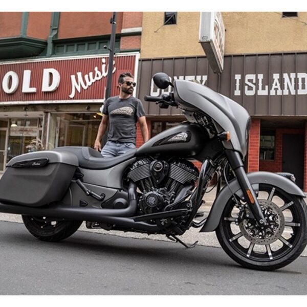 Indian Chieftain Dark Horse 116 Titanium Smoke 2021